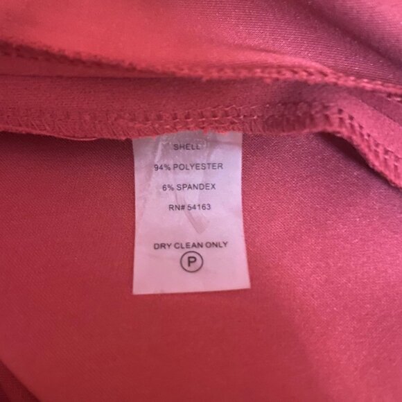 ๐ฅ Calvin Klein Red Sleeveless Zip-Back Sheath Dress โ Size 6 | Keyhole Neckline - Picture 10 of 10